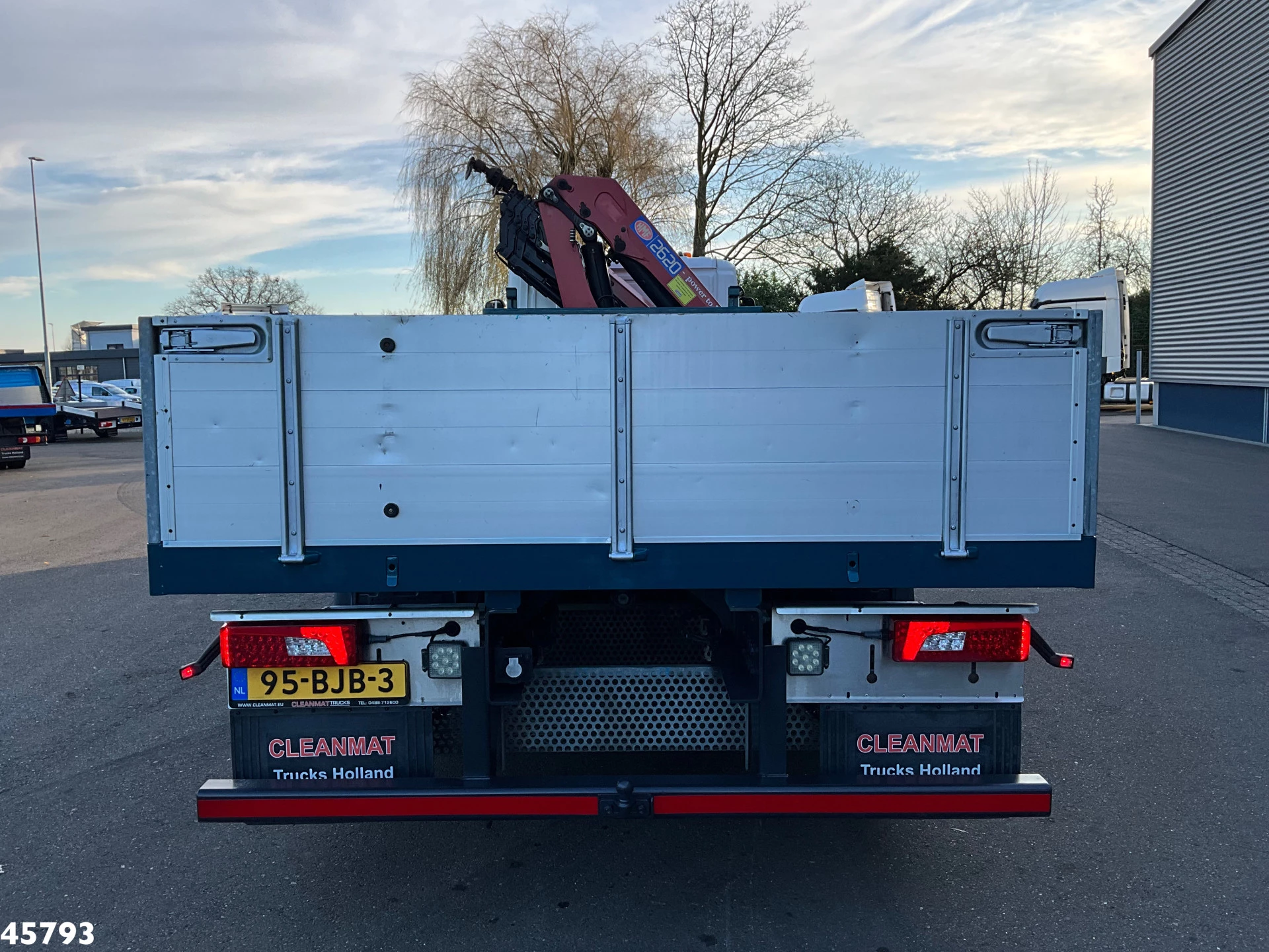 Scania P 2017 - 320 Euro 6 HMF 26 Tonmeter laadkraan obrázek 6
