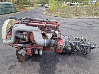 Iveco EuroTech - 8460 image 2 thumbnail