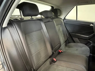 Volkswagen T-Roc 2022 - 1.5 TSI 150pk Automaat Style изображение 3 миниатюра