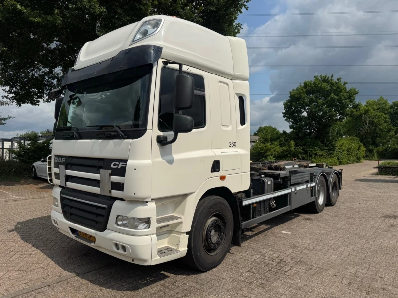 DAF 85 2013 - 85CF 410 EURO 5 6X2 afbeelding 1