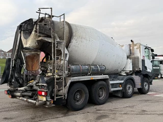 Renault C480 2018 - 8X4 BELT + MIXER 9M3 + REMOTE CONTROL HUB REDUCTION FULL STEEL image 4