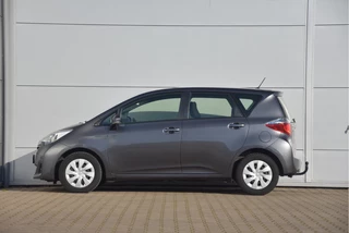 Toyota Verso-S 2014 - 1.3 VVT-i Aspiration image 4