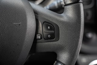 Renault Trafic 2018 - Passenger **1.6dCi 9-Pers L2H1 | Incl. BPM, BTW vrij | R-Link | Navi | Airco | Cruise | PDC | MF Stuur | Start / Stop** obrazek 19
