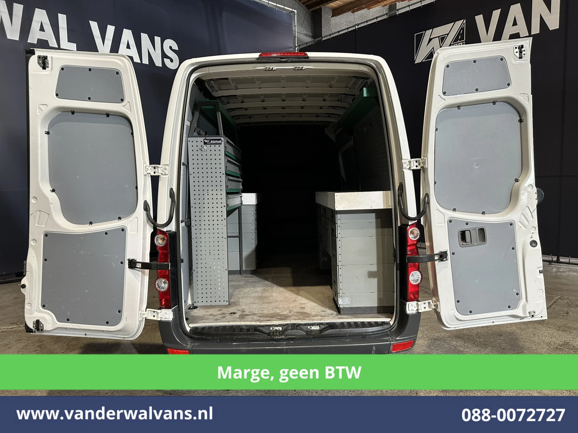 Volkswagen Crafter 2016 - 2.0 TDI 164pk **MARGE, geen BTW** L2H2 Inrichting Airco | Trekhaak | Cruisecontrol immagine 2