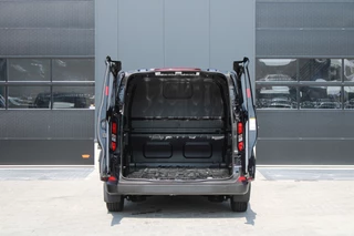 Ford Transit Custom 2024 - 320 2.0 TDCI L2H1 Trend DC 136pk - Carplay - Android - Camera - Trekhaak - LED koplampen - Stoelverwarming - Draadloos laden - Rijklaar image 4