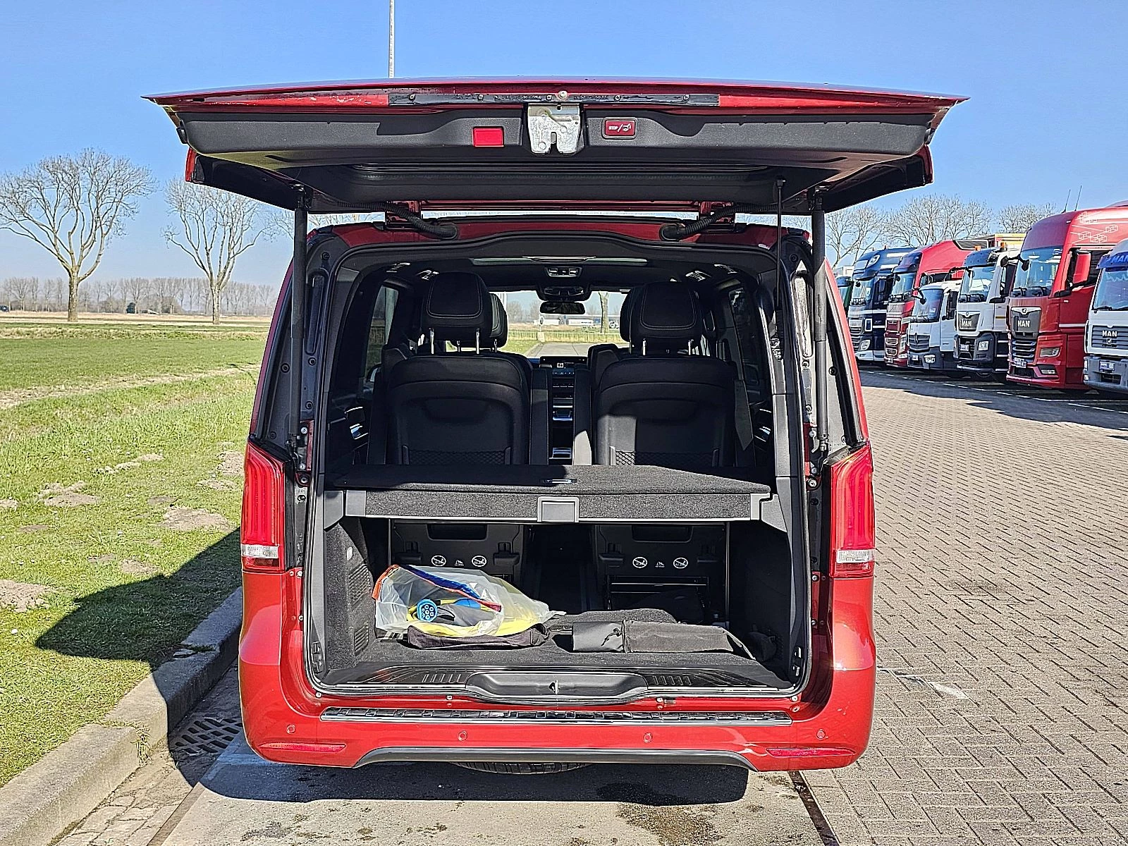 Mercedes-Benz EQV 2020 - 300 Bild 18