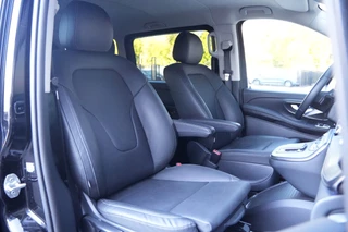 Mercedes-Benz EQV 2024 - 300 L2 90kWh 204pk - 2x Schuif - Stoel/Stuurverwarming - Stoelkoeling - Elek Schuifeuren - Blindspot - Multibeam - Rijklaar obrazek 45