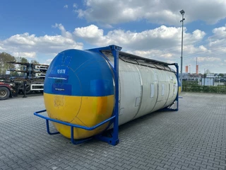 UBH INTERNATIONAL N/A - 34.580L / 1-comp. / 4 BAFFLES / 20FT swapbody / T7 / EMKD / T11 / EMKD / ADR 5Y + CSC-inspection: 06/2028 immagine 4