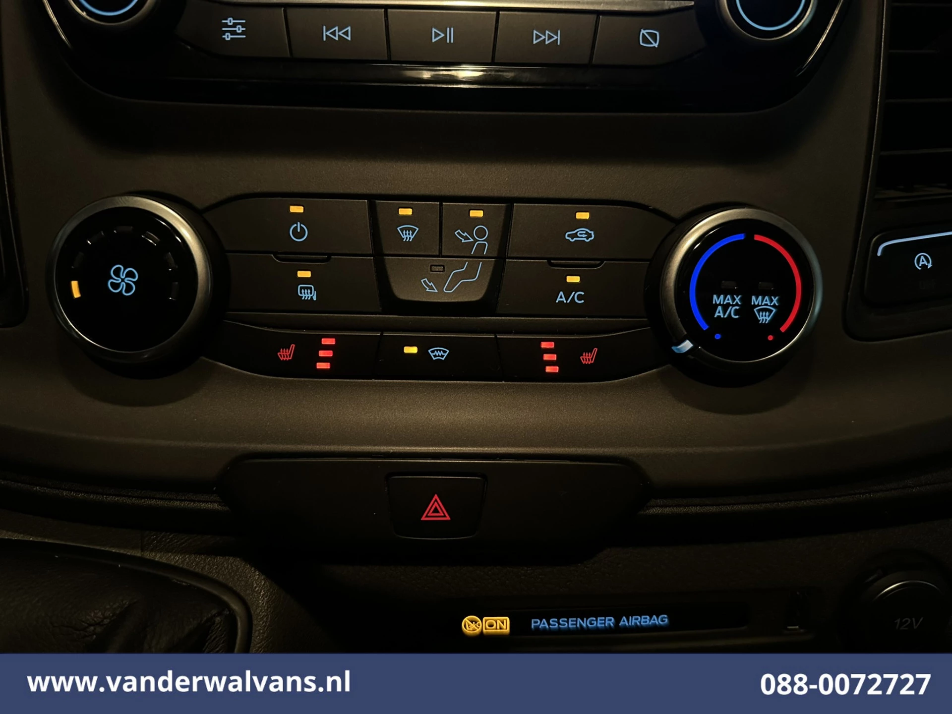 Ford Transit Custom 2020 - 2.0 TDCI L2H1 Euro6 Airco | Navigatie | Apple Carplay | Cruisecontrol | Stoelverwarming obrázek 6