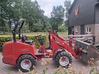 Schäffer 2336 2009 - 2336 met bak en mestklem te koop