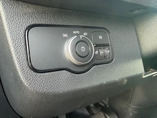 Mercedes-Benz Sprinter 2024 - 317CDI Dubbelcabine Openlaadbak Airco 3500KG Trekhaak BPM VRIJ 5 X OP VOORRAAD image 10