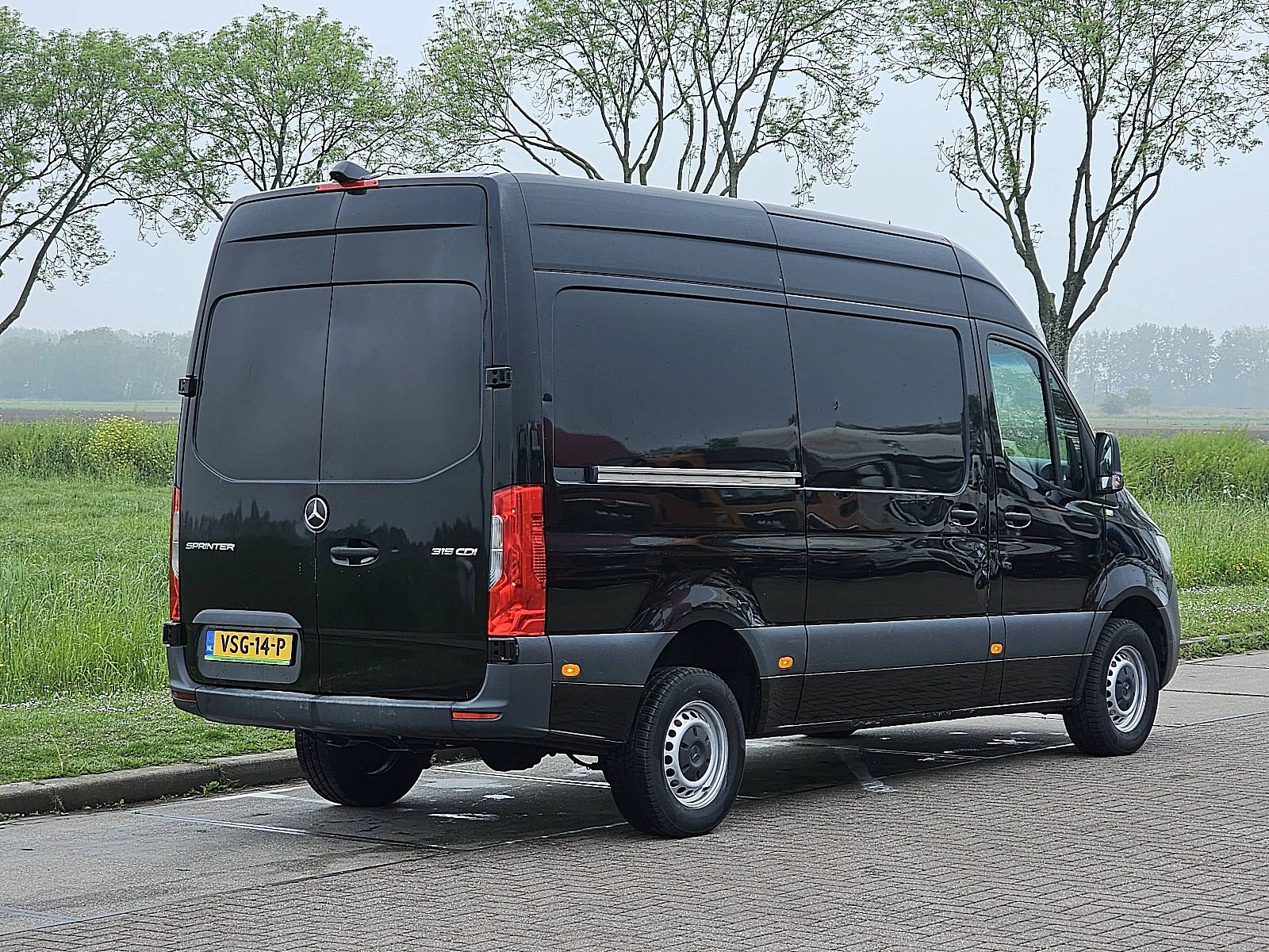 Mercedes-Benz Sprinter 2023 - 315 zdjęcie 3