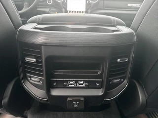Dodge Ram 1500 2024 - 5.7 V8 4x4 Crew Cab SPORT GT BPM VRIJ! | Incl LPG | Trekhaak 13-polig | Bedcover | Adaptive cruise | PANORAMADAK| zdjecie 14