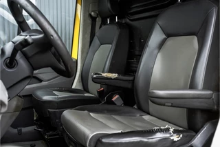 Volkswagen Crafter 2018 - 35 2.0 TDI L3H2 Highline | 141 PK | 4-Motion | Camera | Navi | Cruise | Airco obrazek 12