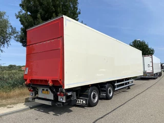 Samro 2-Axle Isobox 2009 - N/A image 1