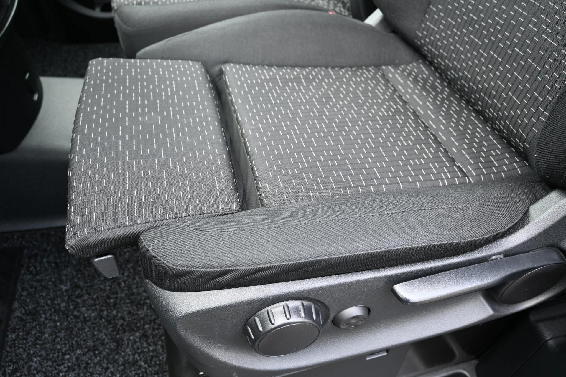 Mercedes-Benz Vito 2024 - 116 CDI DC L3 Pro zdjęcie 20