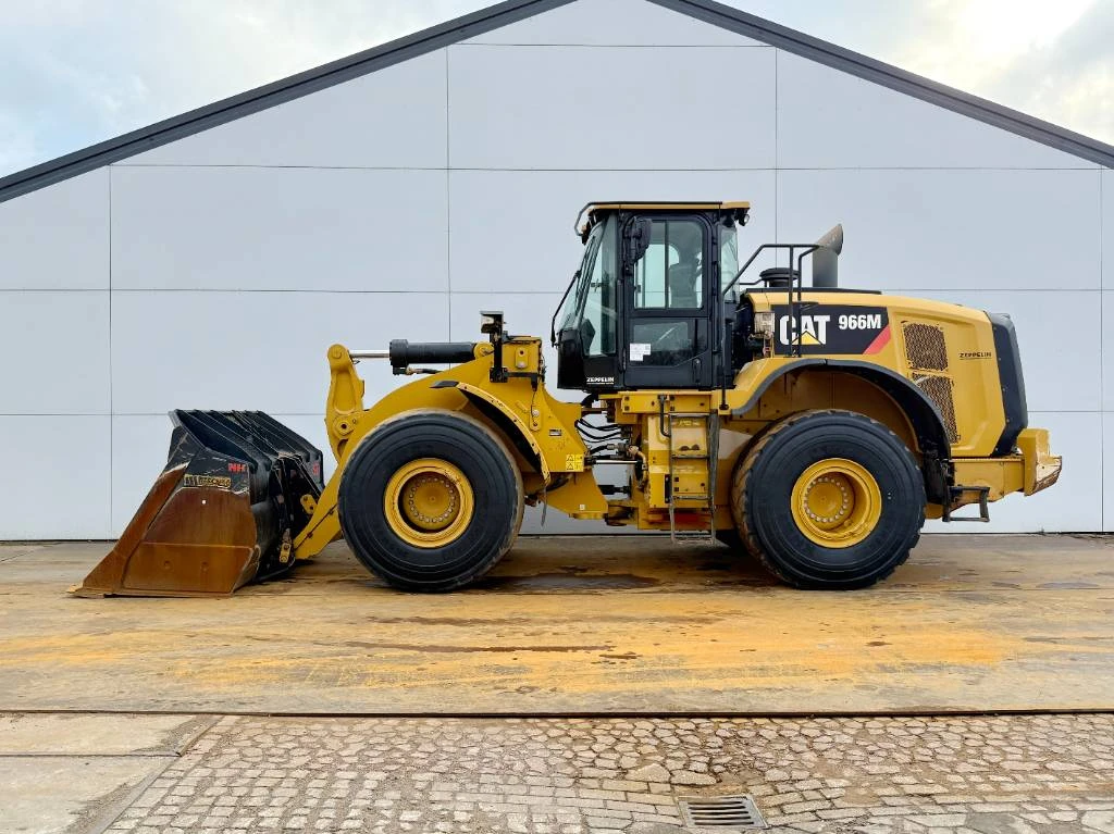 Cat 2016 - 966 M - Automatic Greasing / Camera immagine 1