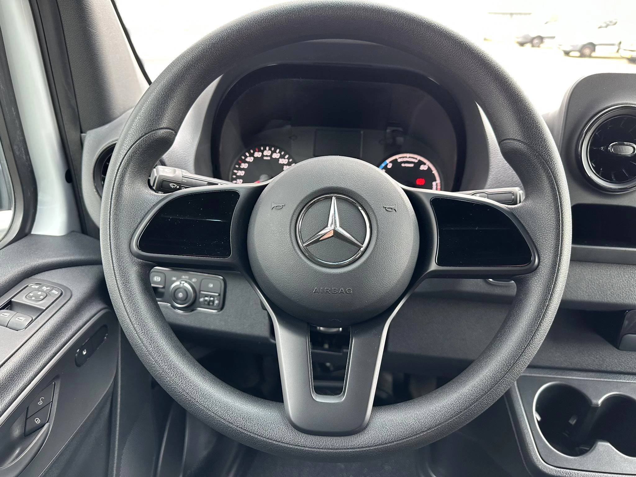 Mercedes-Benz eSprinter 2023 - L2H2 SoH 97% Camera Airco 55kwh image 4