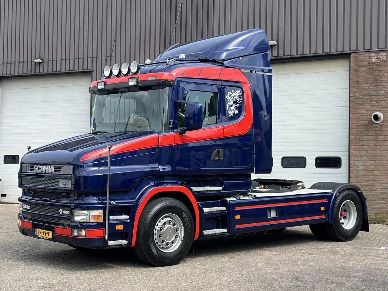 Scania T 2001 - T164-480 V8 image 1