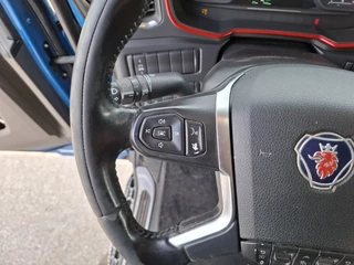 Scania R 2021 - NGS R650 V8 / 8X2 / RETARDER / TECHNICAL 80TON / 9TON FRONT AXLE / ONLY:687461 KM / LWDS / LEATHER / NAVI / FRIDGE / AUTOMATIC / EURO-6 / 2021 изображение 17