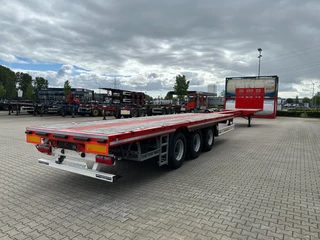 KAESSBOHRER N/A 2026 - new and unused Heavy-Duty flatbed / 690cm extendable / steering axle / lift axle / twistlocks / timberstakes / NL-trailer / APK: 04-2027 immagine 5