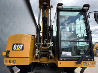 Cat N/A 2015 - M318F obrazek 83