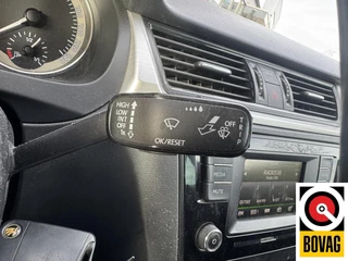 Škoda Rapid 2015 - 1.4 TDI Greentech Edition Apk tot 12-2026 bild 9