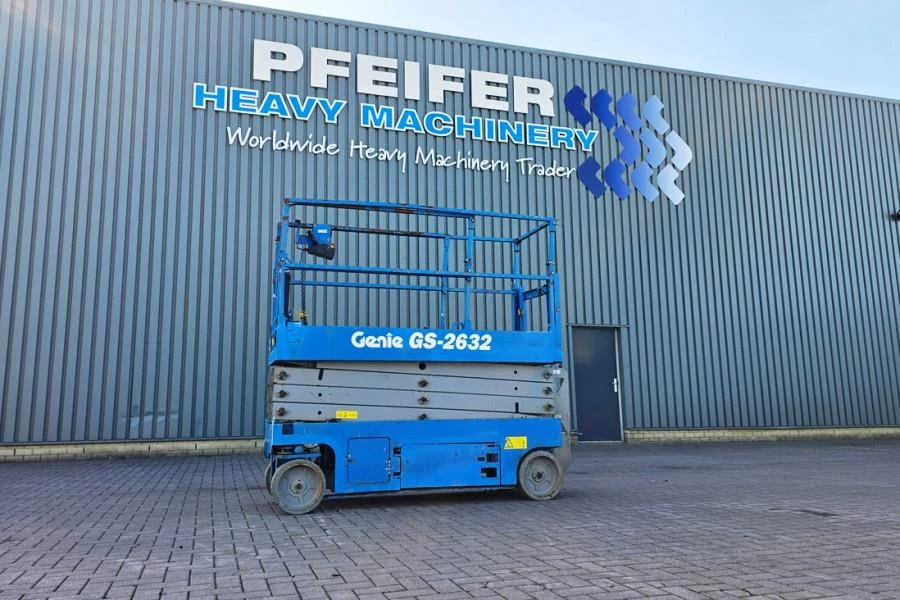 Genie 2015 - GS2632 Electric, 10m Working Height, Non Marking T image 1
