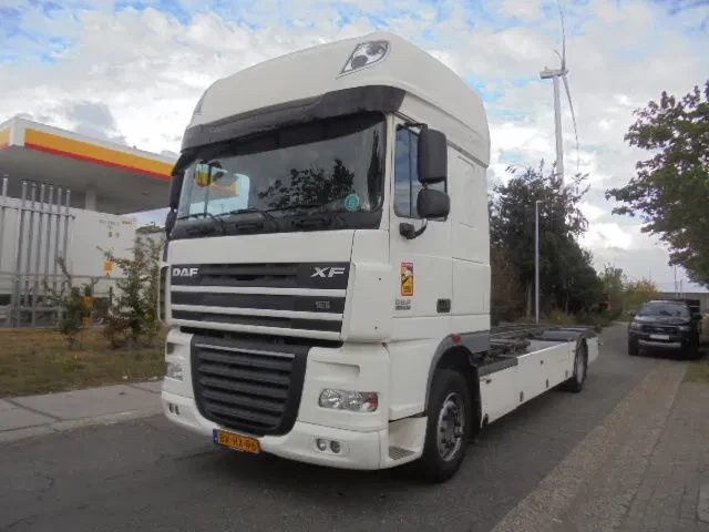 DAF XF 105 2010 - 410 NL truck obrázek 1