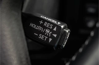 Toyota Land Cruiser 2022 - 2.8D-4D | 204 PK | 4X4 | Vol Opties | Automaat | Luchtvering | 360° camera | Adapt.Cruise | Stoelverw. & -koeling | LED image 20