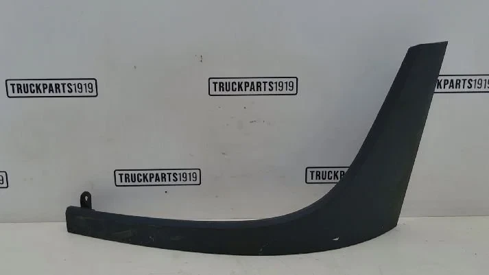 Mercedes-Benz - Body & Chassis Parts Koplamprand Li. MB MP4 afbeelding 1