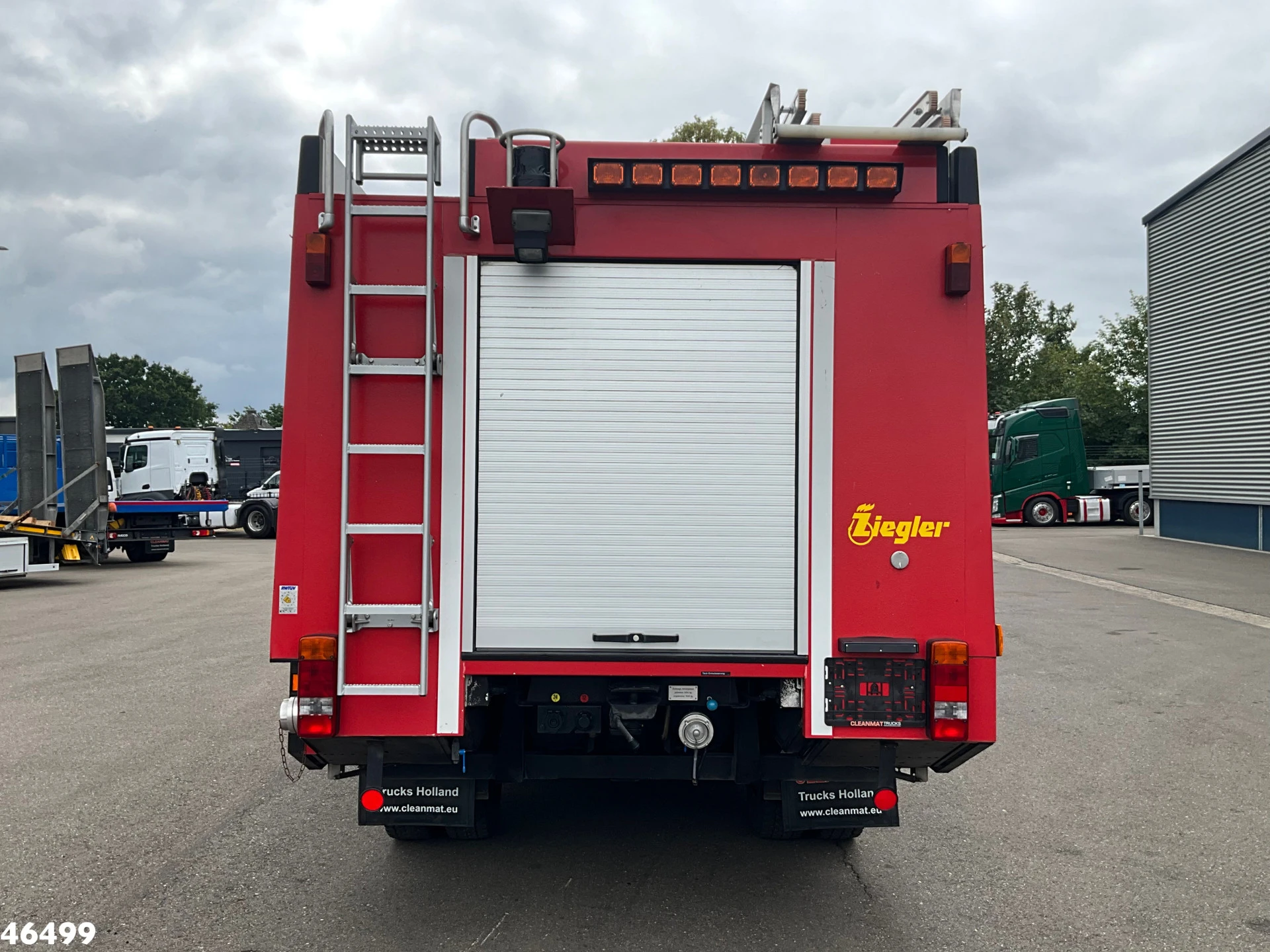 Mercedes-Benz Atego 2002 - 918 4x4 ZIEGLER Brandweer / materiaalwagen Just 17.693 km! afbeelding 10