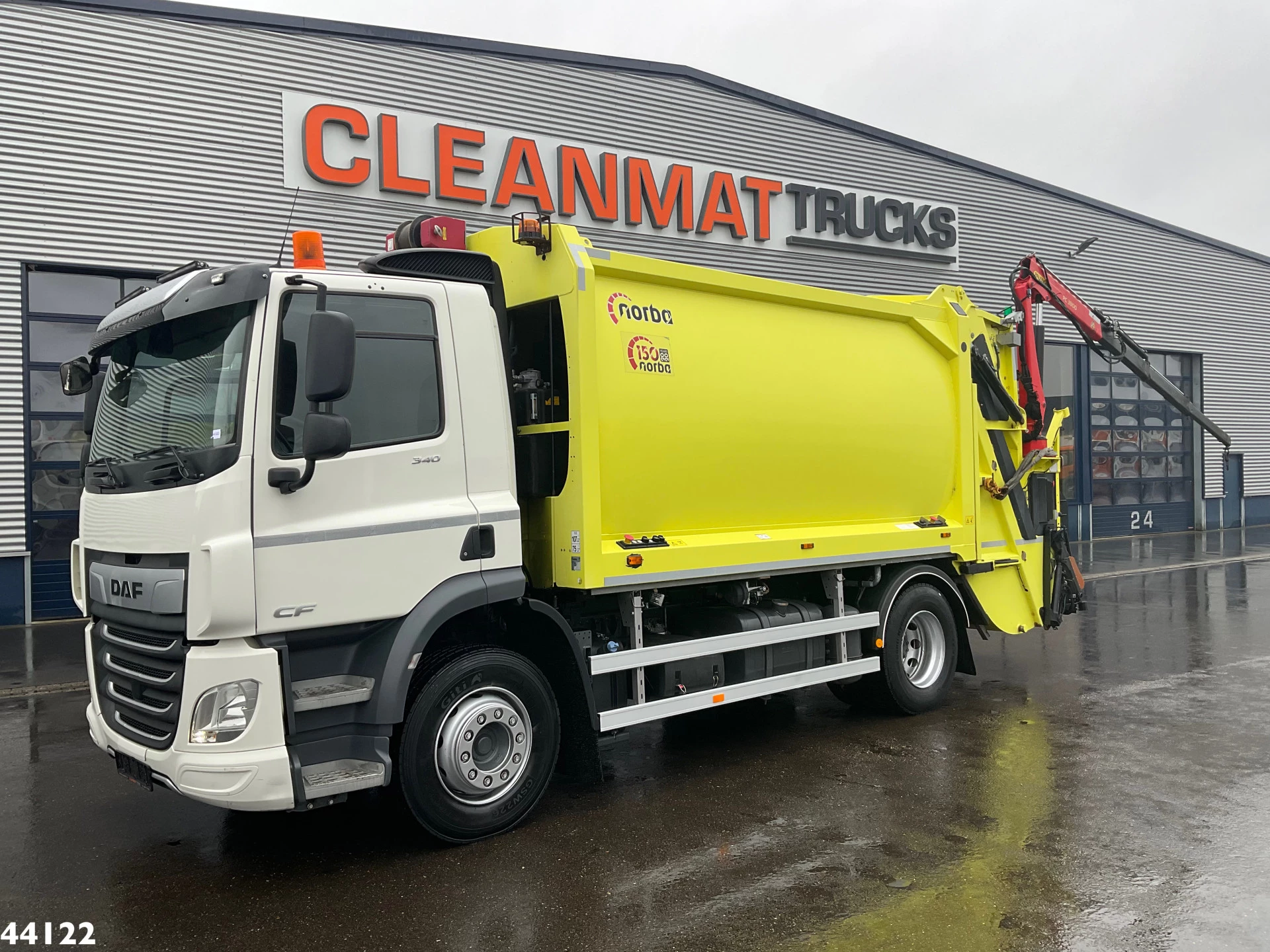 DAF FA CF 340 Euro 6 Norba 17 m³ + Palfinger 3.8 Tonmeter laadkraan + Winch 2020 afbeelding 1