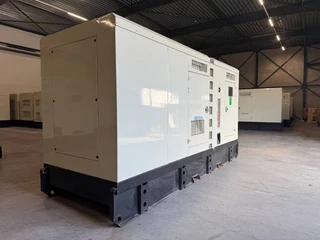Iveco 2026 - CR16TE1W - 660 kVA Generator - DPX-19798 imagen 2 miniatura