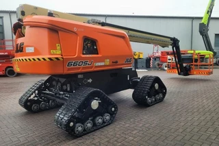 JLG 2025 - 660SJ Quad Tracks Diesel, Quad Tracks, 22.2m Worki image 2 miniature