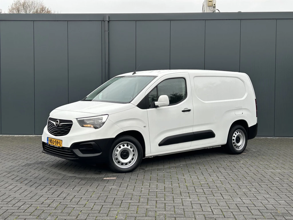 Opel Combo 2019 - 1.5D 102 PK / L2H1 / 1e EIG. / 85.411 KM !! / SORTIMO INRICHTING / AIRCO / CRUISE / NAVI / APPLE CARPLAY image 2