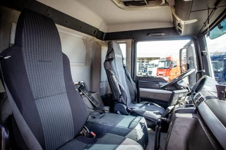 MAN TGS 2014 - 32.400BB+LIEBHERR 8M³+BAND/TAPIS 16m obrazek 12
