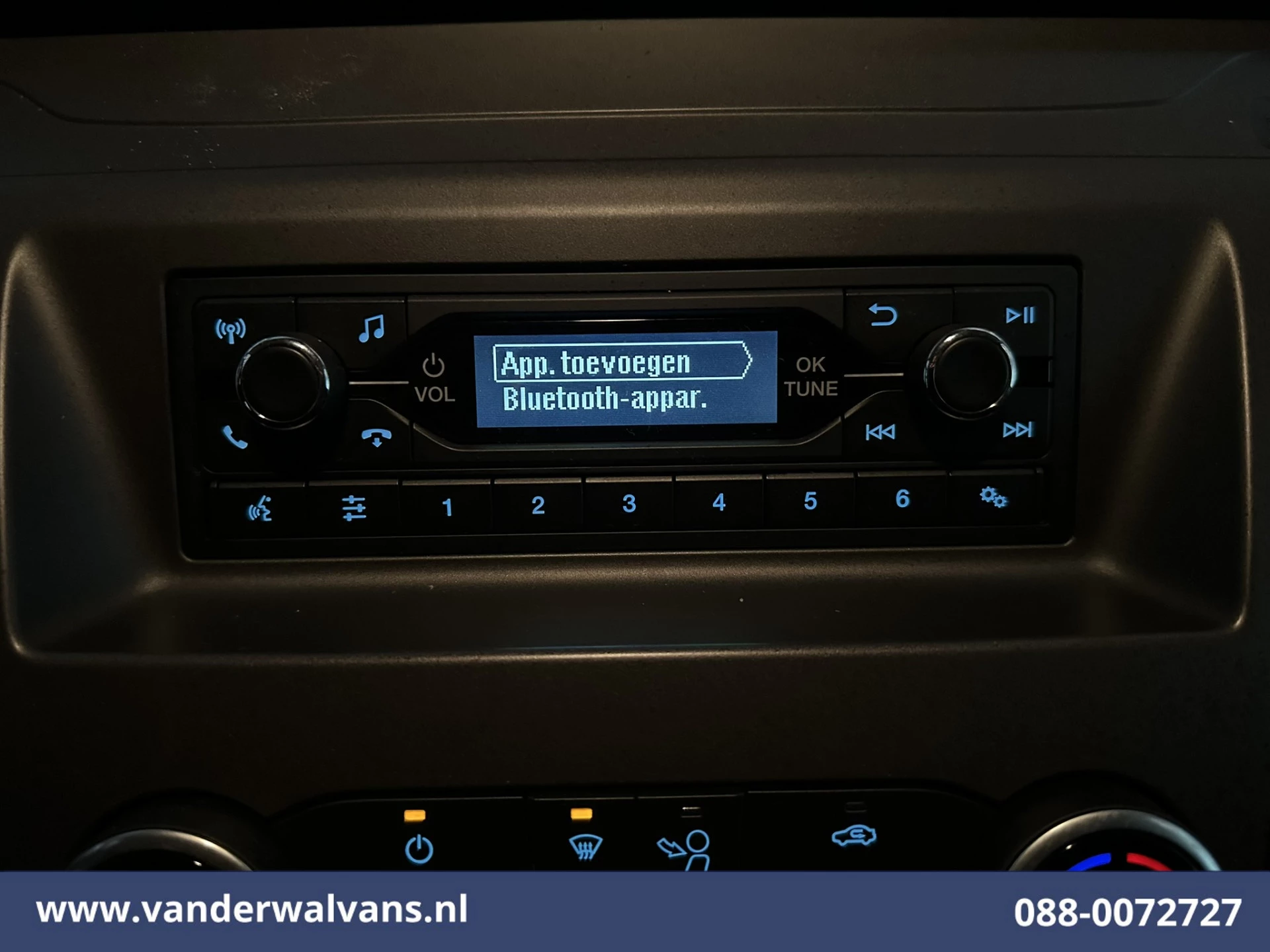 Ford Transit 2022 - 2.0 TDCI 130pk Bakwagen Laadklep Euro6 Airco | 1040kg laadvermogen | Cruisecontrol | Verwarmde voorruit imagen 17