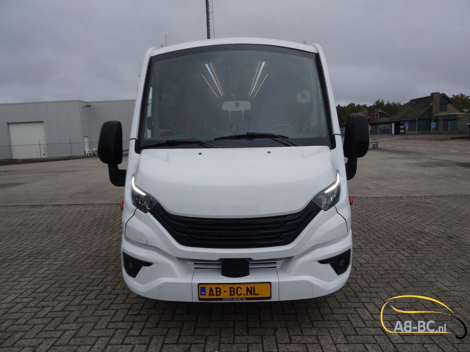 Iveco Aveuro Tourna 35 Seats EURO 6 2 Units Available afbeelding 20
