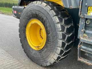 Komatsu WA380-5H 2004 - N/A obrazek 21