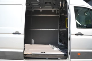 Volkswagen Crafter 2024 - 35 2.0 TDI L4H3 140pk Automaat - ACC - LED - Geveerde Stoel - Carplay - Camera - Betimmering - Rijklaar obrazek 12