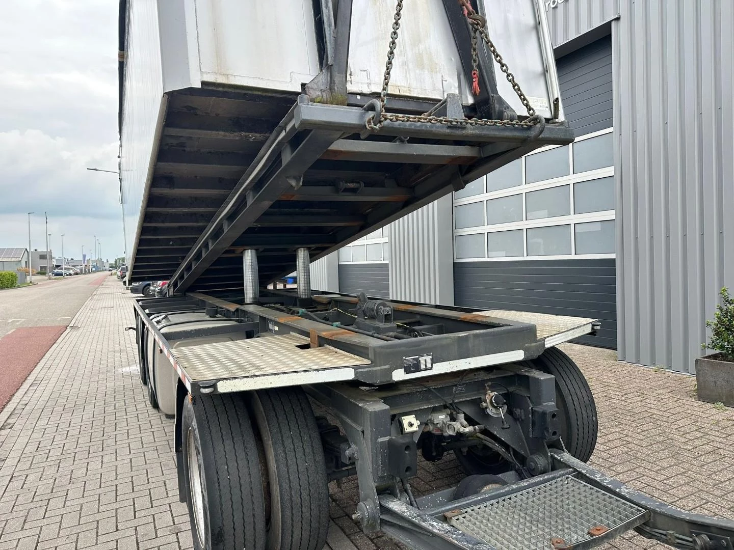 Burg BPA 10 18 Aluminium Kipper 30 M3 1990 imagen 3