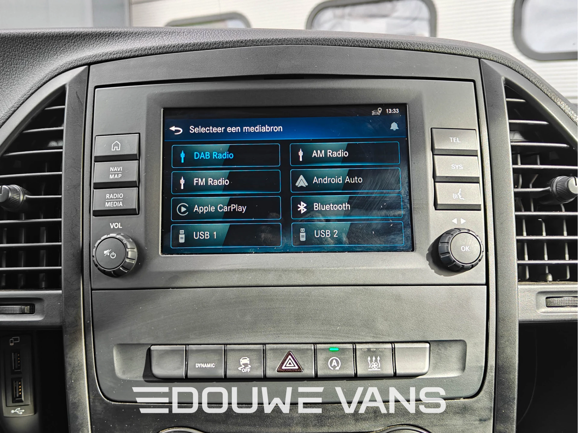 Mercedes-Benz Vito 2021 - 119 L2 4MATIC Automaat LED 5 Pers. Stoelverwarming zdjęcie 18