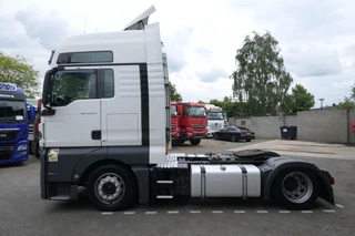 MAN TGX 2018 - 18.500 XXL | Mega/Lowdeck | Lifting fifth wheel | 577918Km | 2018 | Retarder | 2 Tanks | Full Air | Stand klima | Subwoofer | TUV/MOT/APK 08-2026 | German Truck obrazek 8