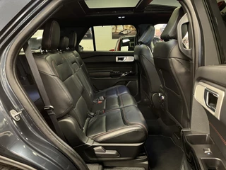 Ford Explorer 2023 - 3.0 V6 EcoBoost PHEV ST-Line 457PK AWD | 7-Persoons | Trekhaak | Panodak | Sidebars imagen 74