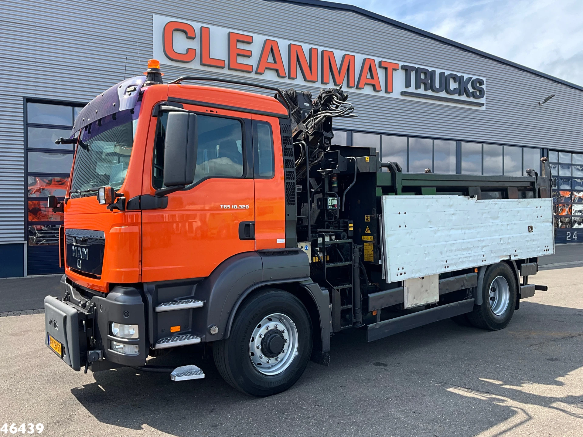 MAN TGS 2009 - 18.320 4x4 Hiab 11 Tonmeter laadkraan afbeelding 2