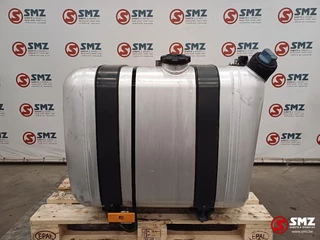 Mercedes-Benz 300 2016 - Occ brandstoftank 300L + AdBluetank 25L Mercedes obrazek 1