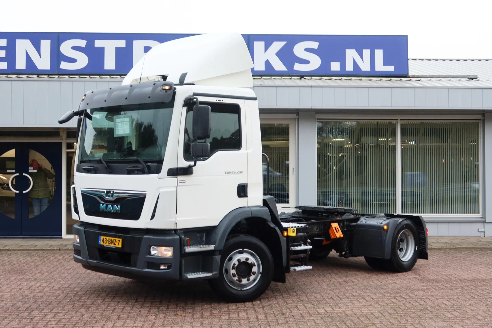 MAN TGM 2019 - TGM 15.290 Mega Volume Price 22.950,-- euro netto. image 1
