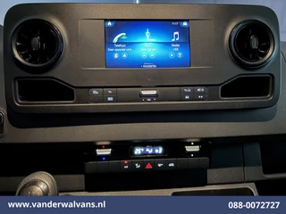 Mercedes-Benz Sprinter 2021 - 314 CDI 143pk 3500kg Trekhaak L2H2 Euro6 Airco | Camera | Apple Carplay | Cruisecontrol | image 15