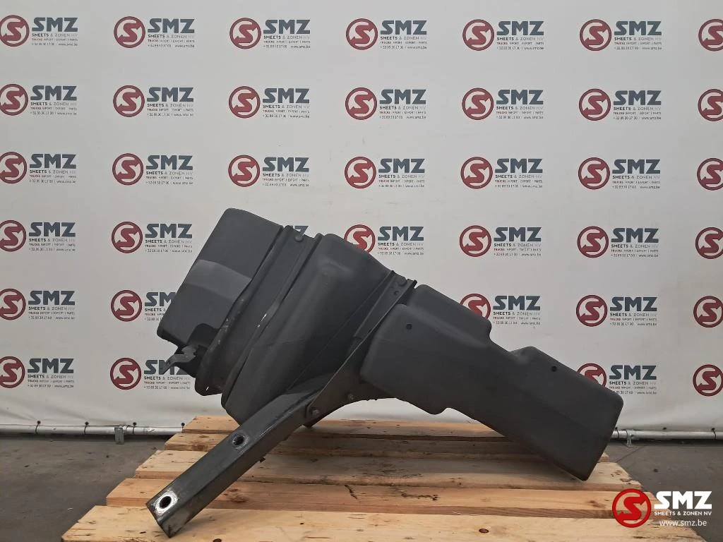 DAF 2017 - Occ AdBluetank 90L + steunen DAF afbeelding 1
